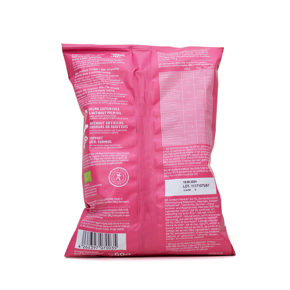 Auf der Rückseite der rosa Snacktüte von el Origen sind Text und Barcode zu sehen, die den Bacon-Geschmack-Geschmack hervorheben. Diese knusprigen Bio Maniok Chips sind ein köstlicher veganer Leckerbissen für jedermann.
