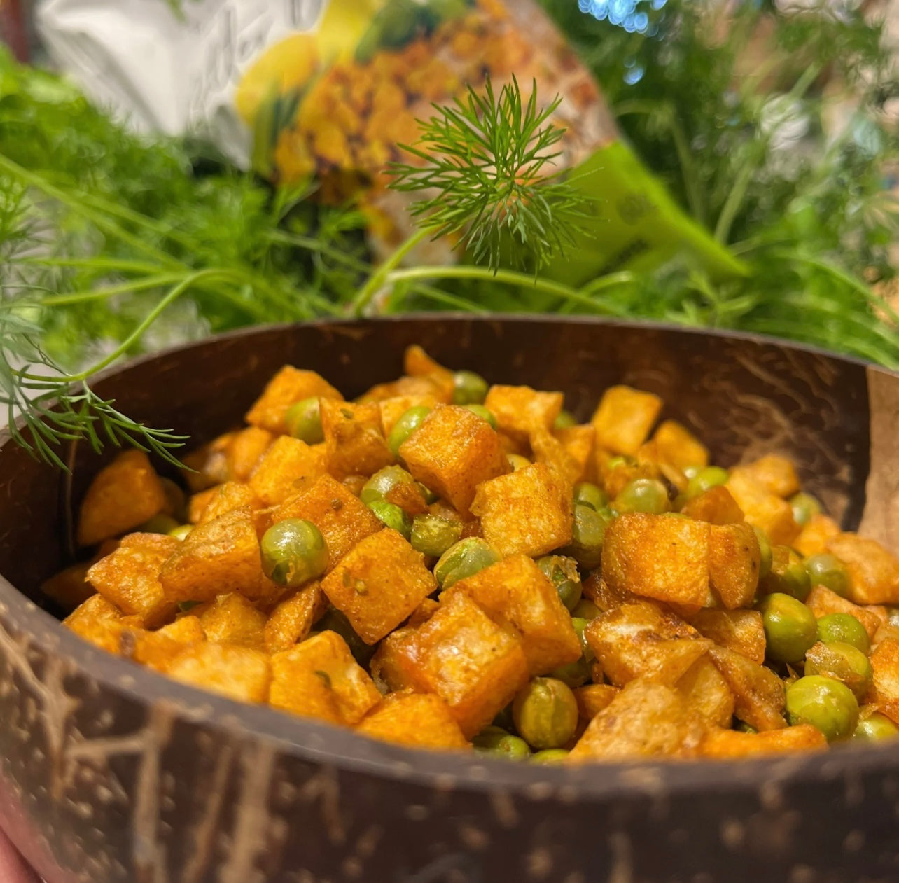 Best Foodies Bio Better Bites - Erbsen & Kartoffelwürfel mit mediterranen Kräuter, 60g