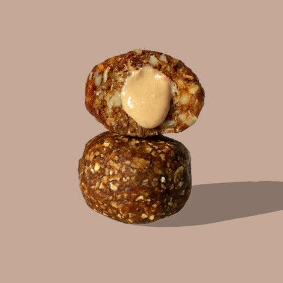 Treatfuls - Filled with Nuts and Love - Haselnuss Superfood Balls - Vegan & Bio, 34g