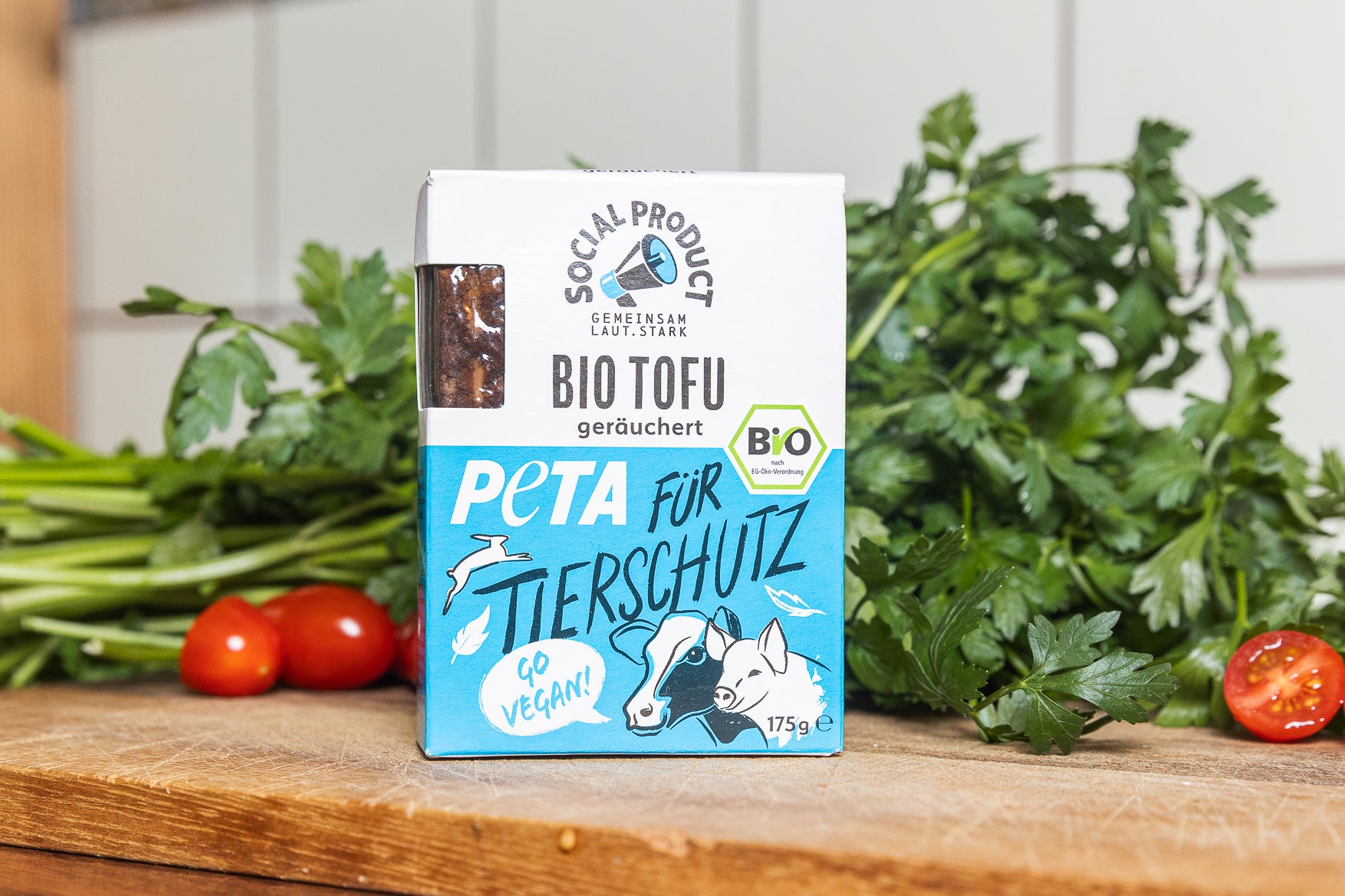 SocialProduct Bio Tofu Geräuchert x PETA