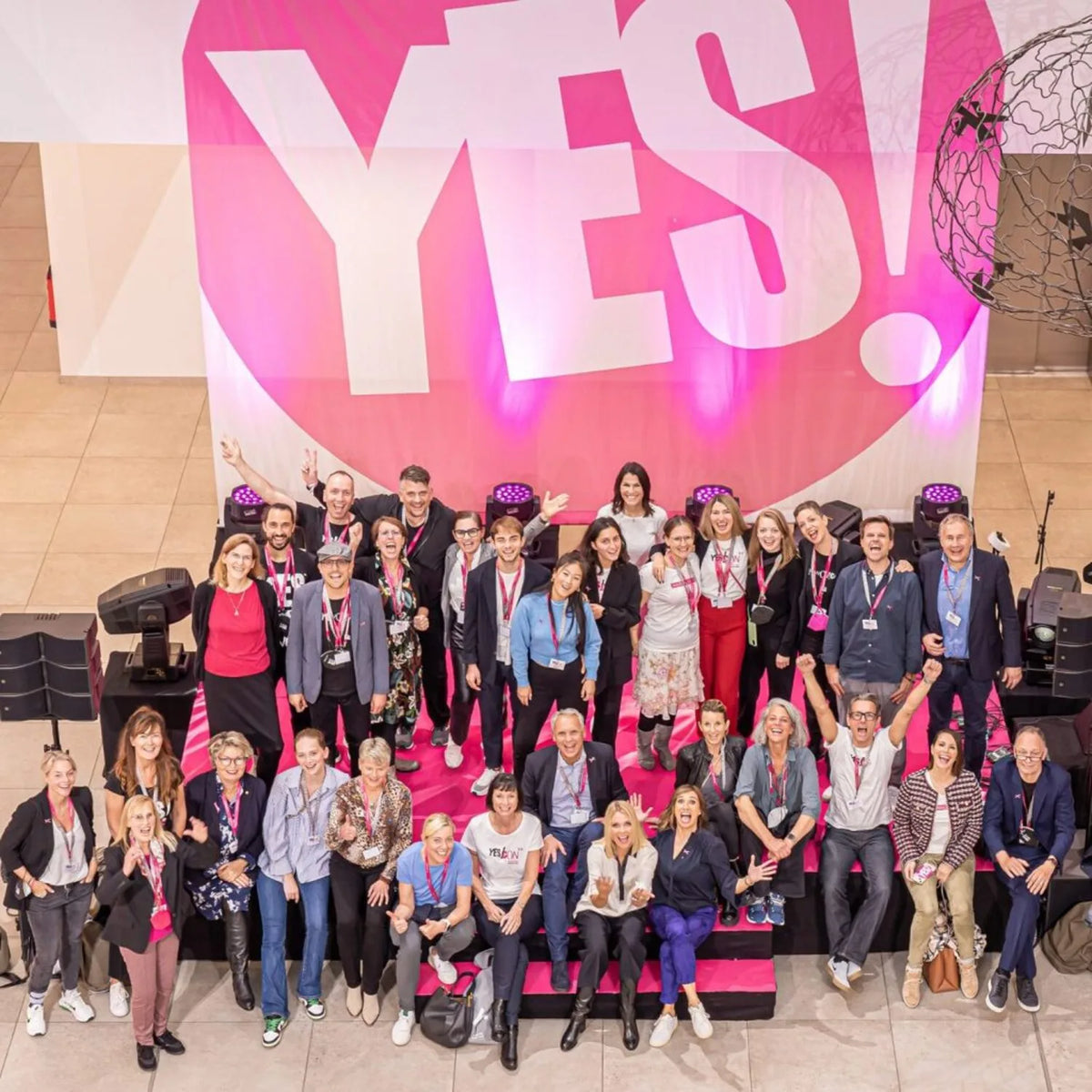 Social Product - Vegane Bio Himbeeren Zartbitter x YESWECAN!CER